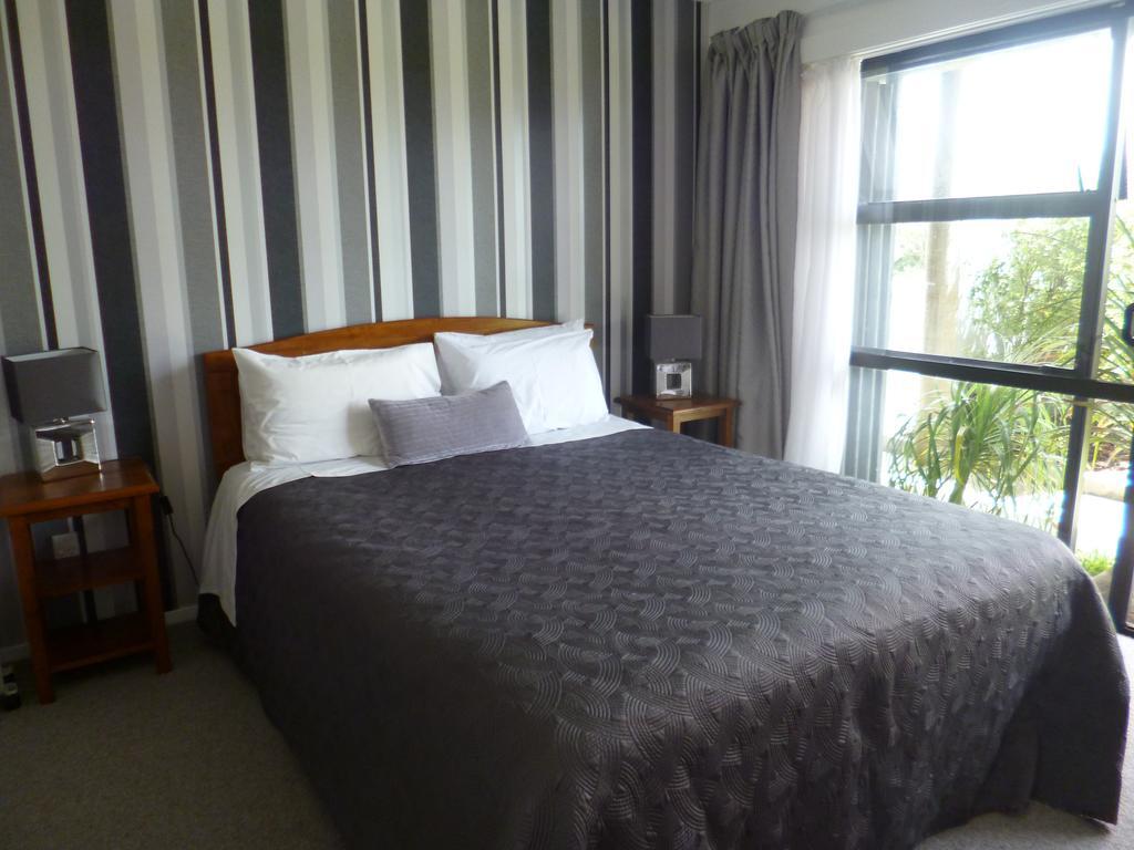 Opua Boutique Seaview Motel Habitación foto
