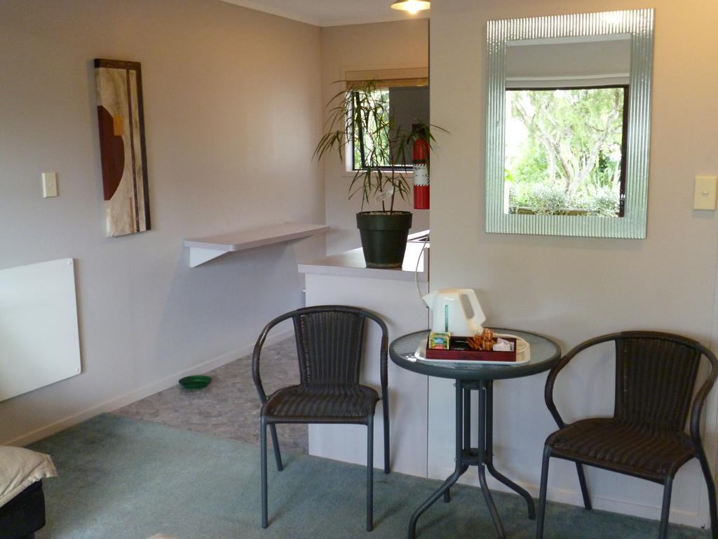 Opua Boutique Seaview Motel Habitación foto